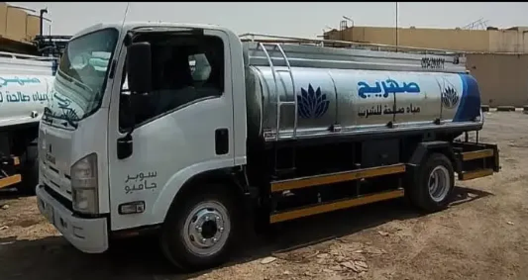 صهريج وايت مياه 6 طن - خدمة توصيل سريعة في الرياض